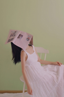 年轻漂亮的女邻居5